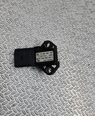 Volkswagen PASSAT B6 Air pressure sensor 038906051C 0281002401