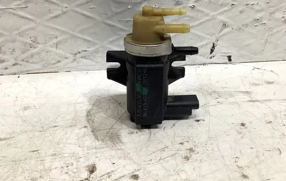 Citroen C5 Turbo solenoid valve 9661960380 70163300