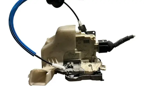 Audi A4 S4 B8 8K Front door lock 8J2837016A
