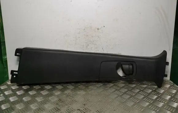 Jeep Grand Cherokee (B) pillar trim (top)