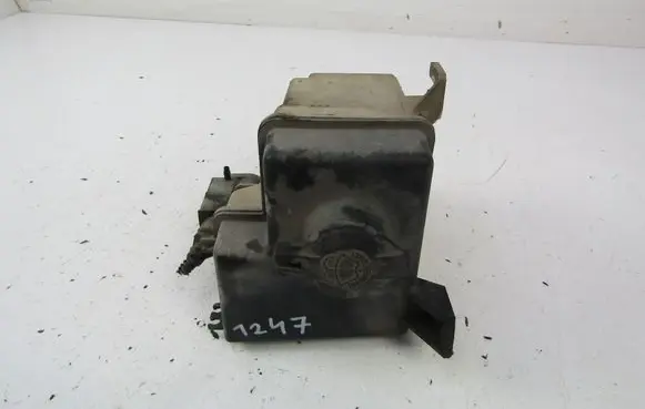 Hyundai Getz Windshield washer fluid reservoir/tank 