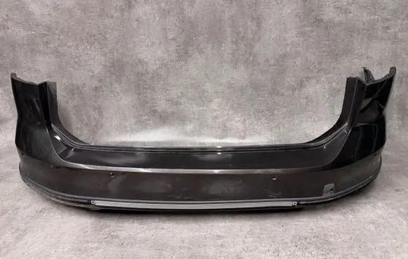 Volkswagen Passat Alltrack Front bumper 3G9807421A