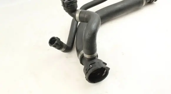 BMW 5 E60 E61 Engine coolant pipe/hose 7519248