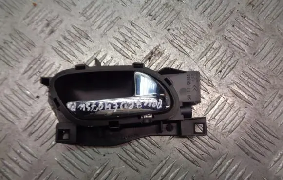 Peugeot 407 Rear door interior handle trim 