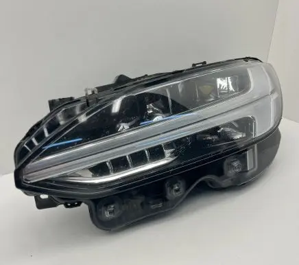 Volvo S90, V90 Headlight/headlamp 31655197