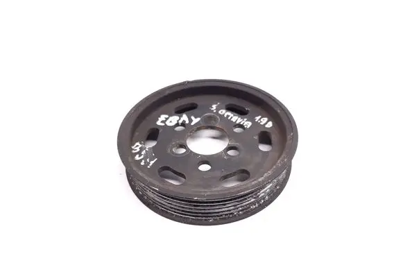 Skoda Octavia Mk1 (1U) Power steering pump pulley 038145255B