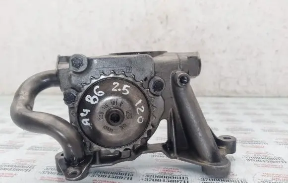 Audi A4 S4 B6 8E 8H Oil pump 059115105H