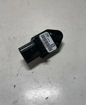 Toyota Avensis T250 Airbag deployment crash/impact sensor 8983105010 012503631D