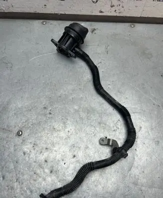Mercedes-Benz B W246 W242 Oil fill pipe A2700100001