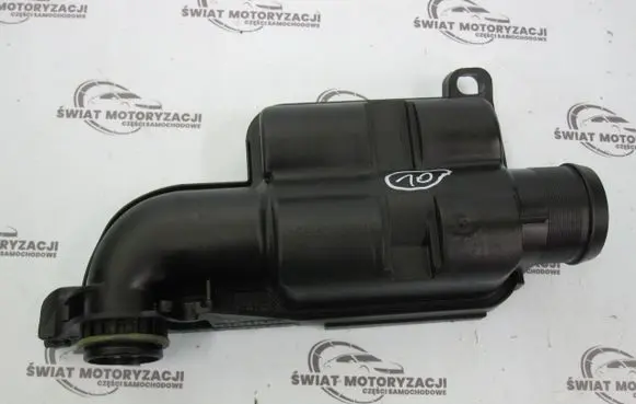 Ford Fiesta Breather hose/pipe 9647507680