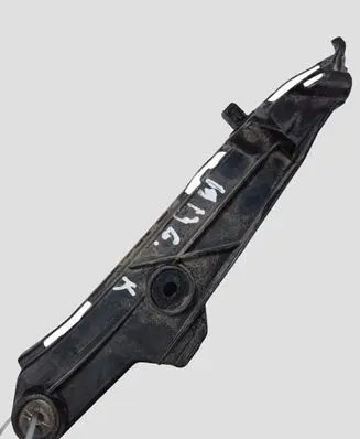 Toyota Corolla Verso E121 Rear bumper mounting bracket