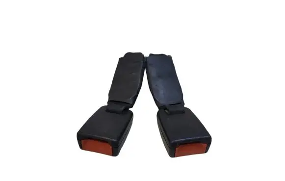 Ford Fusion Middle seatbelt buckle (rear) 