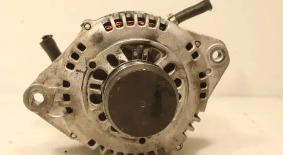 Opel Astra H Generator/alternator 113956
