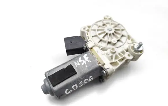 BMW X6 E71 Front door window regulator motor 7267691 927613-102