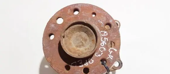 Opel Zafira A Rear wheel hub