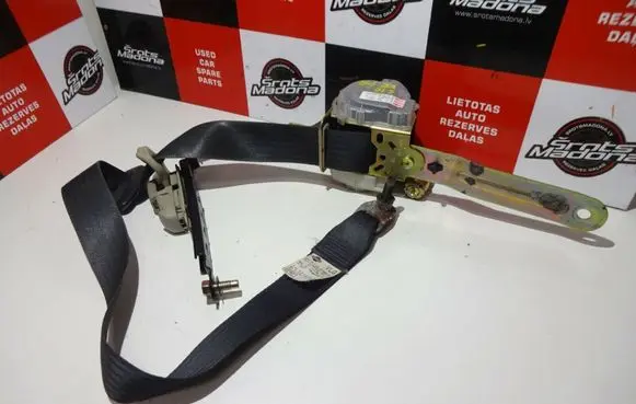 Infiniti G35 Front seatbelt 7K4030P
