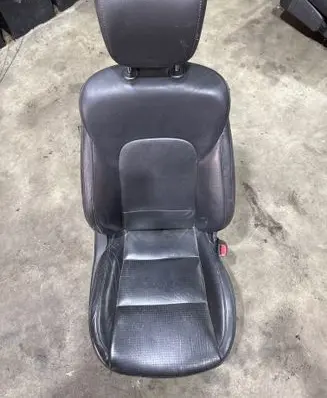 Hyundai Santa Fe Front passenger seat 
