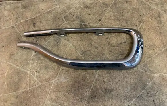 BMW 7 G11 G12 Front fog light trim/grill 7369920