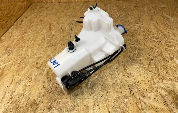 KIA Rio Windshield washer fluid reservoir/tank 98610-H8500