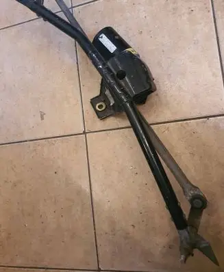Audi 80 90 B3 Front wiper linkage and motor 390241097 893955023A
