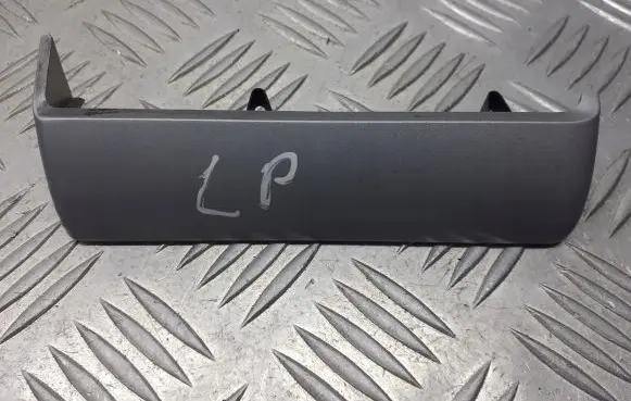 Opel Vectra C Dashboard lower bottom trim panel 9180755