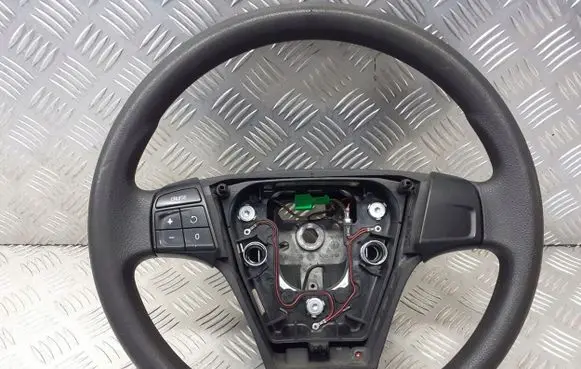 Volvo V50 Steering wheel 8687327