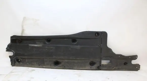 Volkswagen Touran III Engine splash shield/under tray 5QA825202A