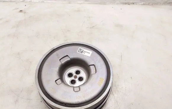 BMW 2 F44 Crankshaft pulley 8687695 868769504