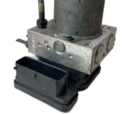 KIA Rio Master brake cylinder 58920-1e410 bh6013f310 be6003f303