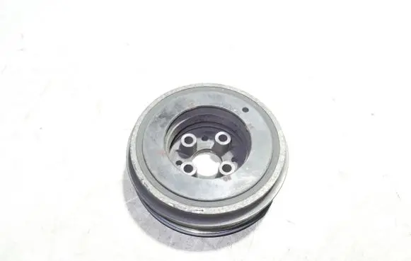 Volkswagen Golf IV Crankshaft pulley 038105243