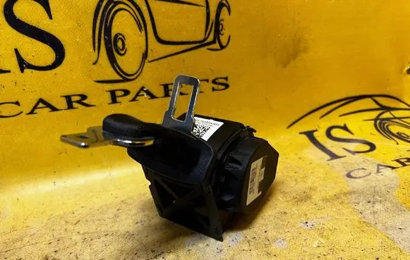 BMW 5 G30 G31 G38 Middle seatbelt (rear) S5743005304