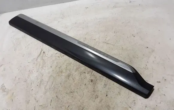 Volvo XC90 Front door trim (molding) 31448428