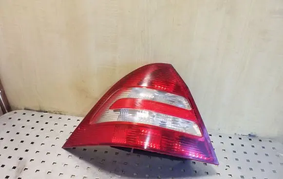 Mercedes-Benz C W203 Rear/tail lights