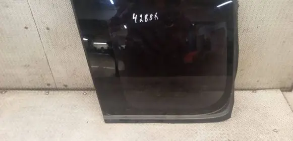 Nissan X-Trail T30 Rear side window 