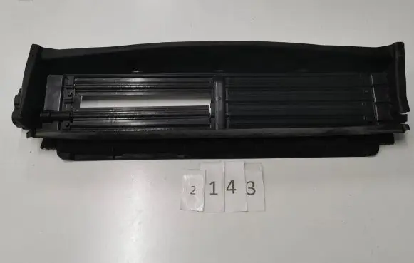 Volvo XC60 Intercooler air channel guide 1123293XX