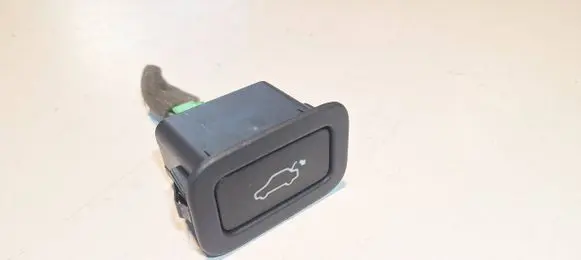 Volvo V60 Tailgate/trunk/boot open switch 31412055