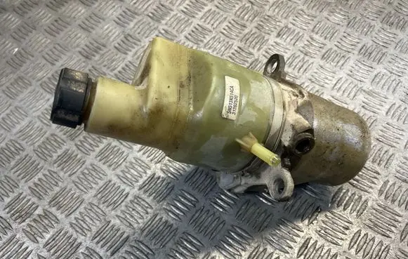 Volvo V50 Power steering pump 5N513K514CA 31202520