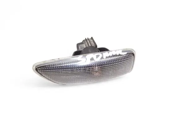 Volvo S80 Front fender indicator light 8658944