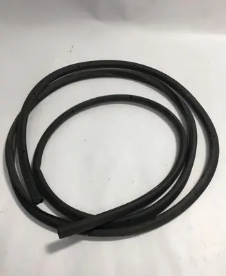 Audi Q2 - Front door rubber seal 