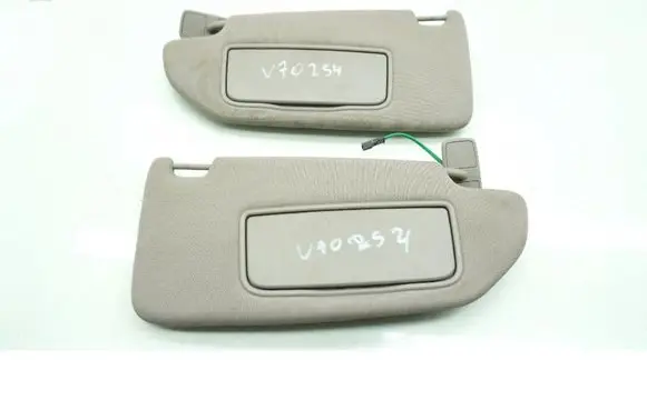 Volvo V70 Sun visor MMAUTKO27263