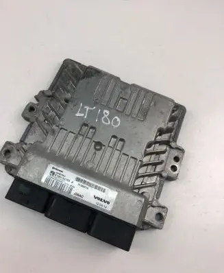 Volvo V60 Engine control unit/module ECU 31355712 S180134103A