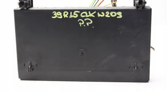 Mercedes-Benz CLK A209 C209 Central body control module 2098202026