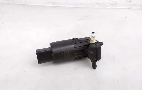 Opel Zafira C Windscreen/windshield washer pump 13349273