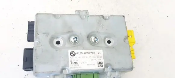 BMW 5 E39 Door control unit/module 6135695776001 6135-695776001