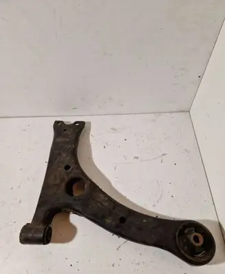 Toyota Corolla Verso AR10 Front lower control arm/wishbone