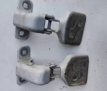 Renault Master III Front door hinge set 