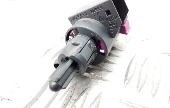 Audi A6 S6 C6 4F Brake pedal sensor switch 91468996