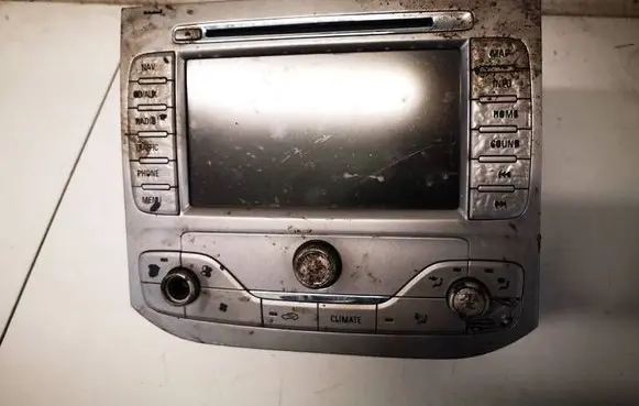 Ford Kuga I Radio/CD/DVD/GPS head unit 8M5T18K931JC 7612300578