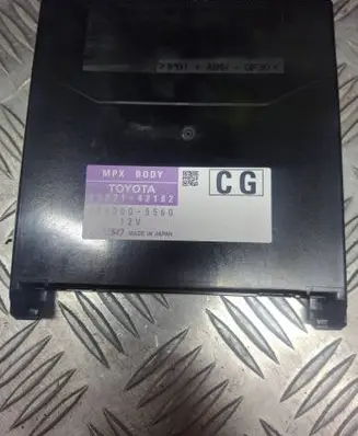 Toyota RAV 4 (XA40) Other control units/modules 8922142182 2380005560
