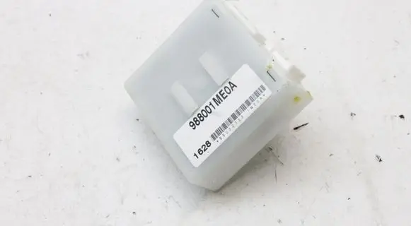 Infiniti M Y51 Seat control module 988001ME0A
